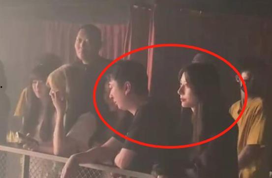 网红吃瓜视频合集文案,盘点热门视频合集幕后故事 第2张 网红吃瓜视频合集文案,盘点热门视频合集幕后故事 第2张